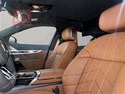 بي ام دبليو الفئة 7